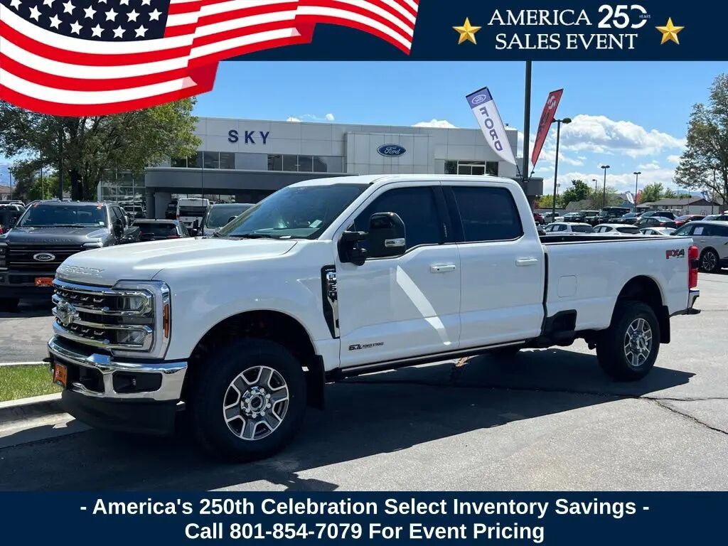 2026 Ford F-350 Super Duty Lariat — photo 1 of 16