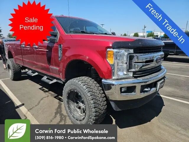 2017 Ford F-350 Super Duty XLT