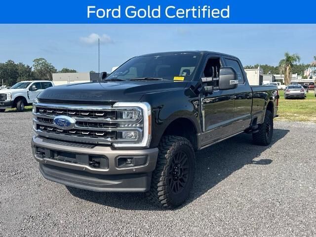2023 Ford F-350 Super Duty King Ranch — photo 1 of 13