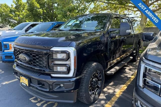 2025 Ford F-350 Super Duty Lariat