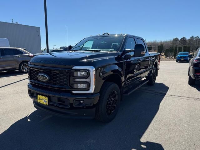 2025 Ford F-350 Super Duty Lariat