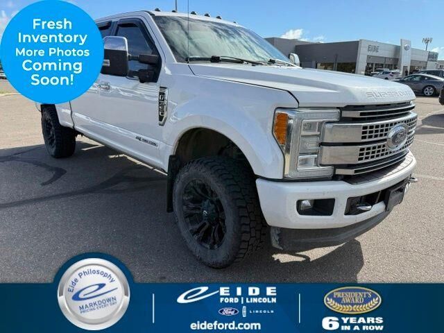 2017 Ford F-350 Super Duty Platinum