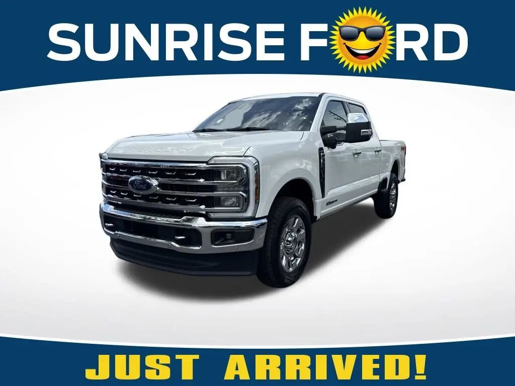 2024 Ford F-350 Super Duty Lariat — photo 1 of 28