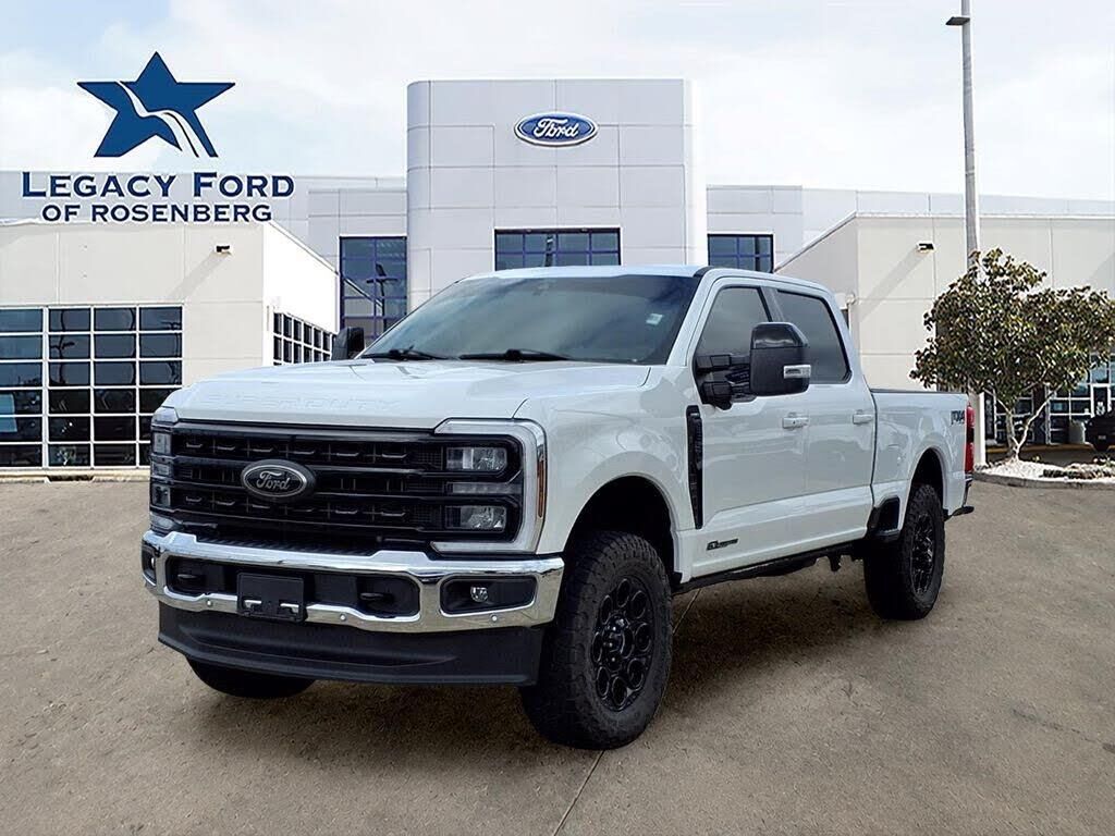2024 Ford F-350 Super Duty Lariat — photo 1 of 1