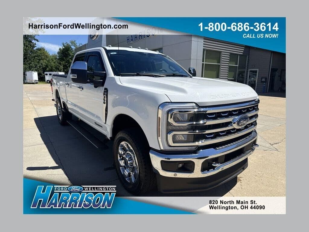 2024 Ford F-350 Super Duty Lariat — photo 1 of 1