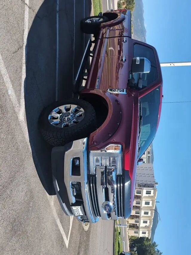 2017 Ford F-350 Super Duty Lariat