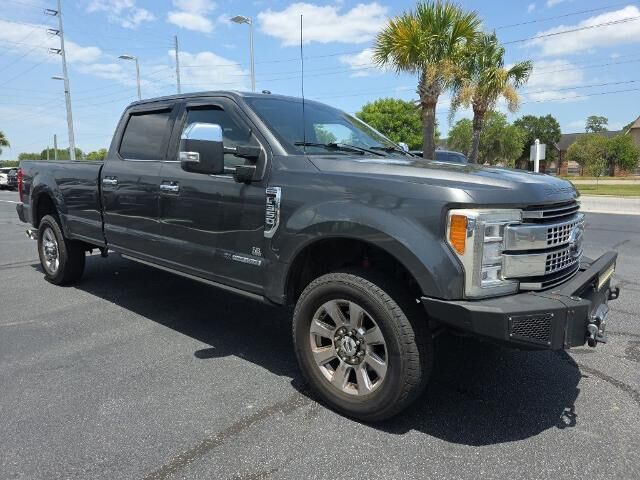 2017 Ford F-350 Super Duty Platinum