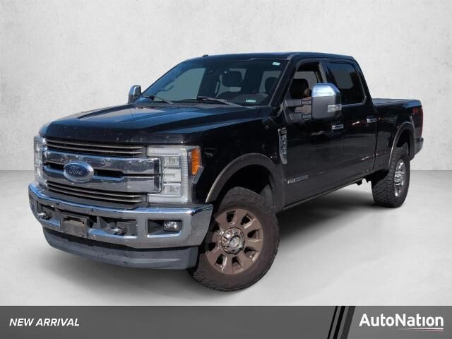 2017 Ford F-350 Super Duty King Ranch