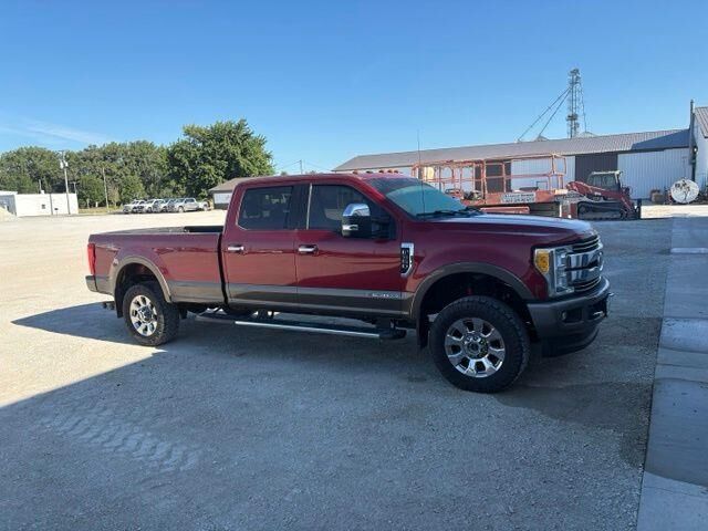 2017 Ford F-350 Super Duty Lariat