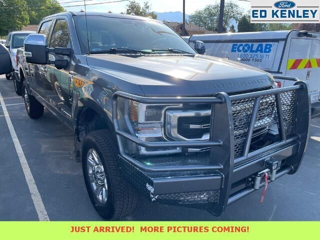 2022 Ford F-350 Super Duty Platinum