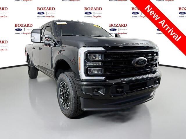 2024 Ford F-350 Super Duty Lariat — photo 1 of 13