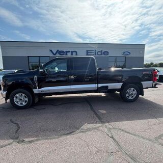 2025 Ford F-350 Super Duty XLT