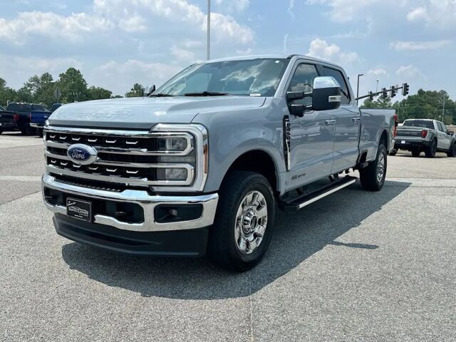 2025 Ford F-350 Super Duty Lariat