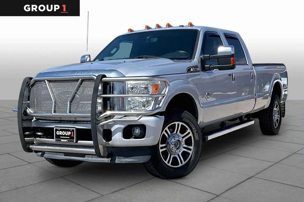 2015 Ford F-350 Super Duty Platinum — photo 1 of 13