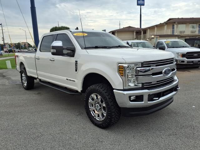 2019 Ford F-350 Super Duty Lariat