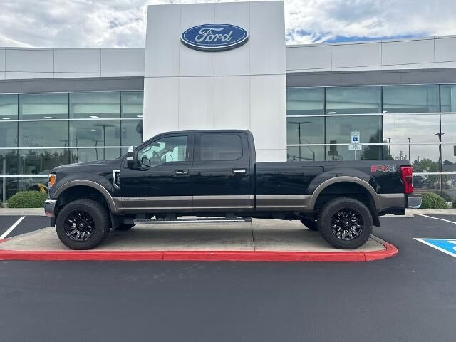 2019 Ford F-350 Super Duty Lariat