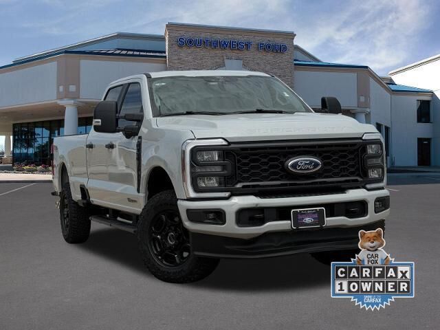 2025 Ford F-350 Super Duty XL