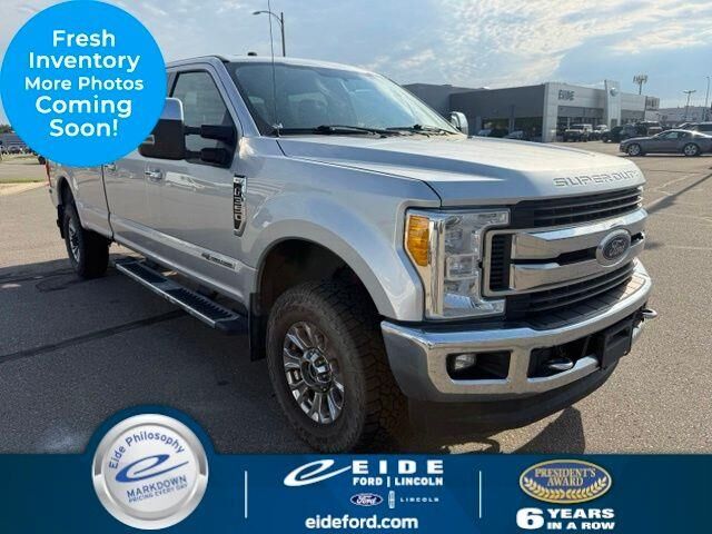 2017 Ford F-350 Super Duty XLT