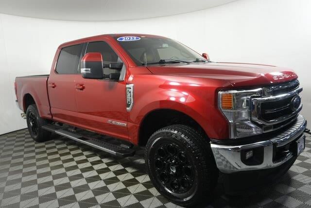 2022 Ford F-350 Super Duty Lariat — photo 1 of 12
