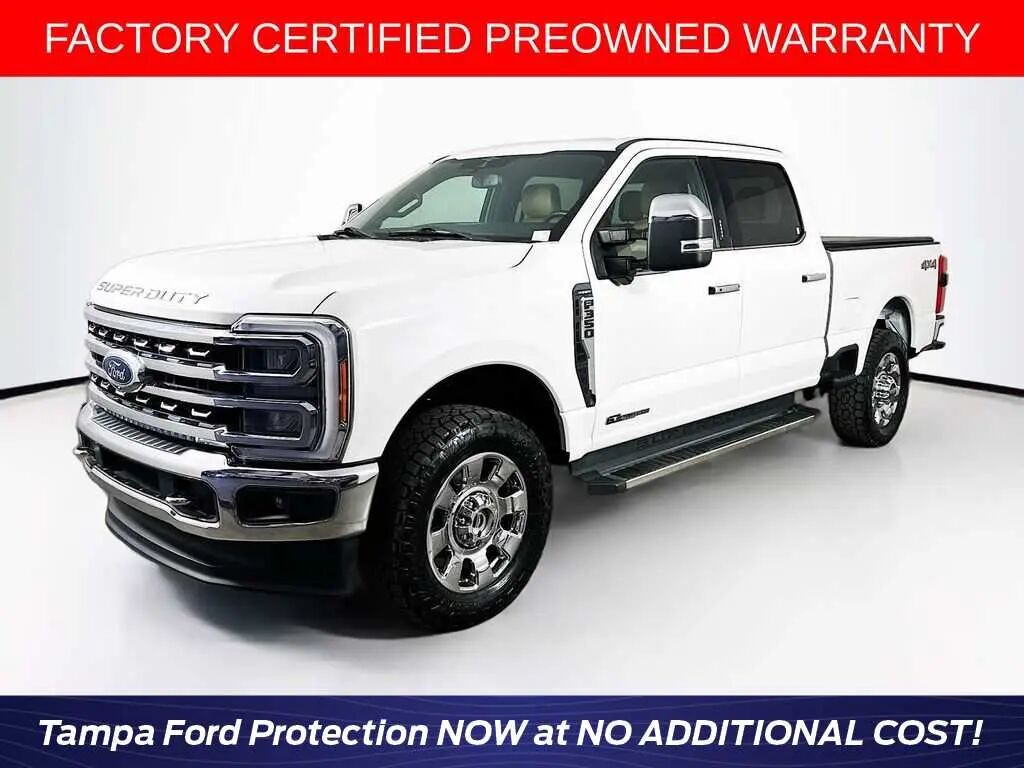 2023 Ford F-350 Super Duty Lariat — photo 1 of 13