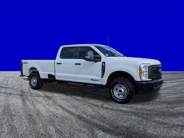 2023 Ford F-350 Super Duty XL — photo 1 of 3