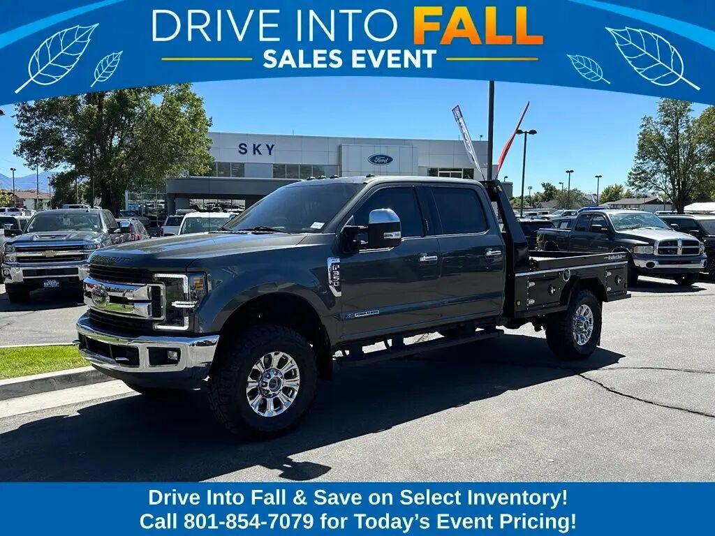 2019 Ford F-350 Super Duty XLT — photo 1 of 13