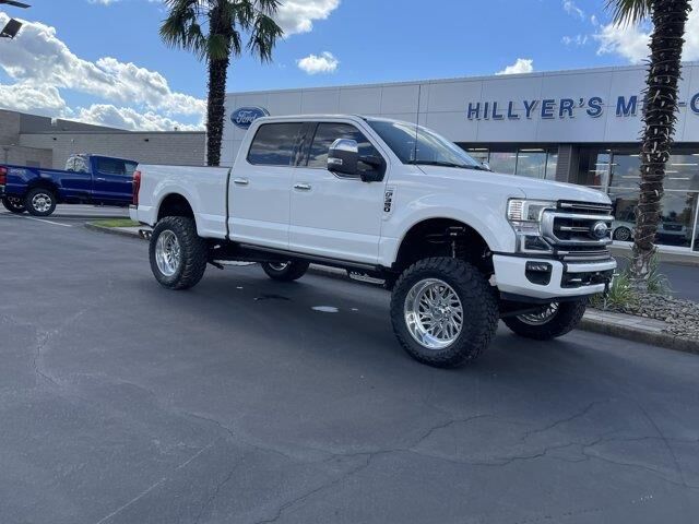 2022 Ford F-350 Super Duty Platinum — photo 1 of 13