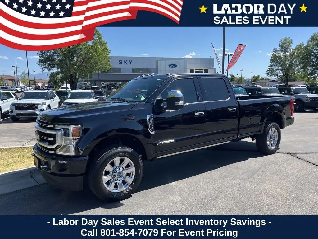 2022 Ford F-350 Super Duty Platinum — photo 1 of 12
