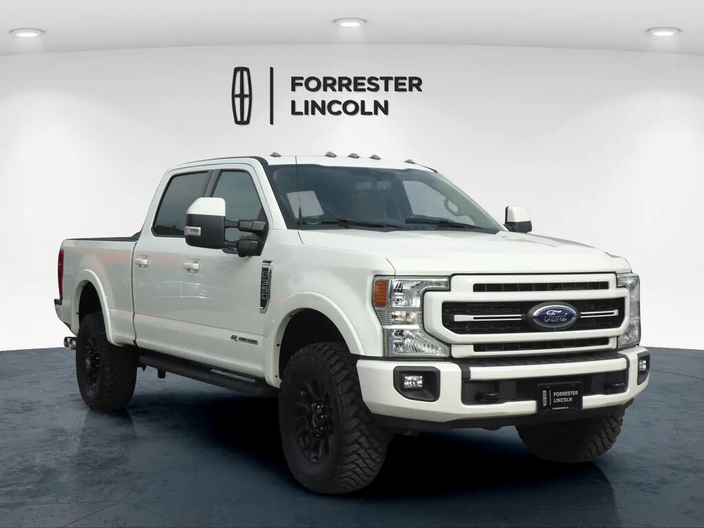 2022 Ford F-350 Super Duty Lariat — photo 1 of 13