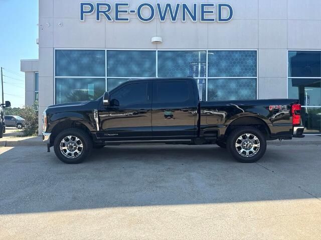 2023 Ford F-350 Super Duty Lariat