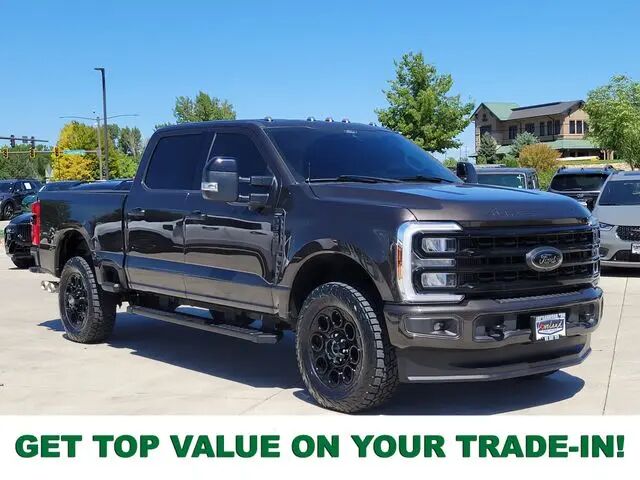 2024 Ford F-350 Super Duty Lariat — photo 1 of 13