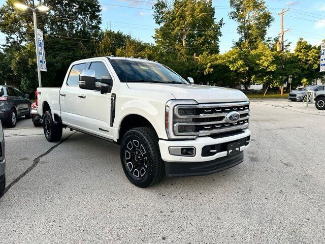 2024 Ford F-350 Super Duty Platinum