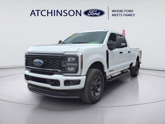 2025 Ford F-350 Super Duty XL