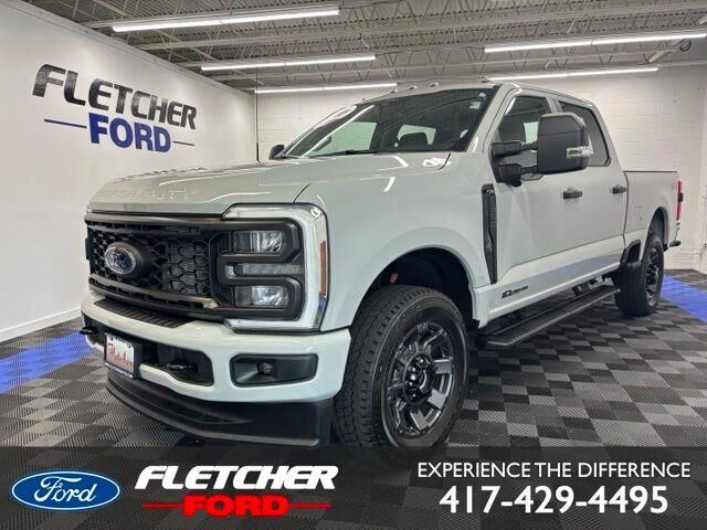 2025 Ford F-350 Super Duty XL — photo 1 of 11