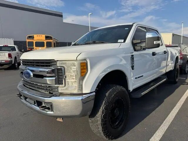 2017 Ford F-350 Super Duty XL — photo 1 of 1