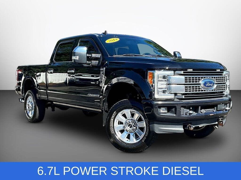 2019 Ford F-350 Super Duty Platinum — photo 1 of 1