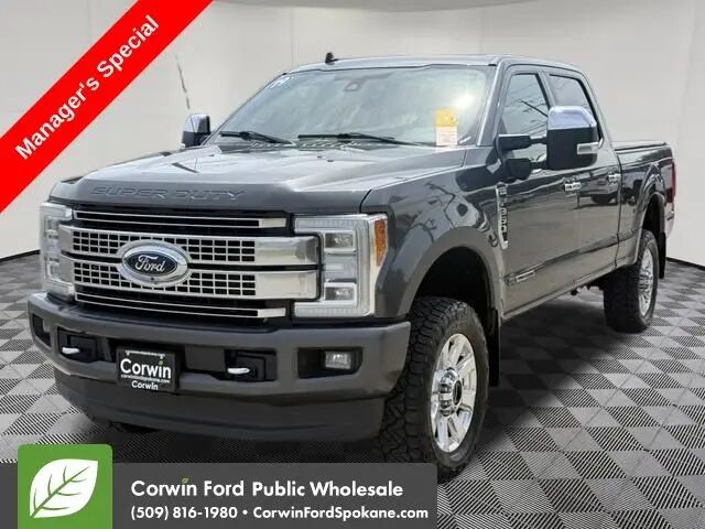 2019 Ford F-350 Super Duty Platinum — photo 1 of 13