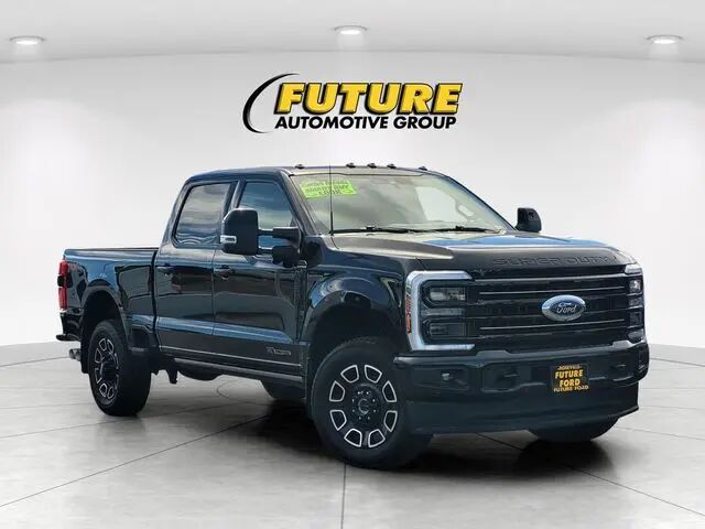 2026 Ford F-350 Super Duty Platinum — photo 1 of 13