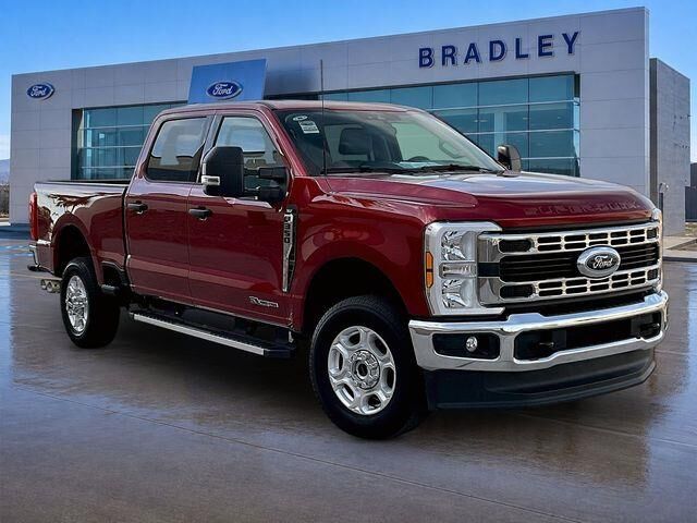 2026 Ford F-350 Super Duty XLT
