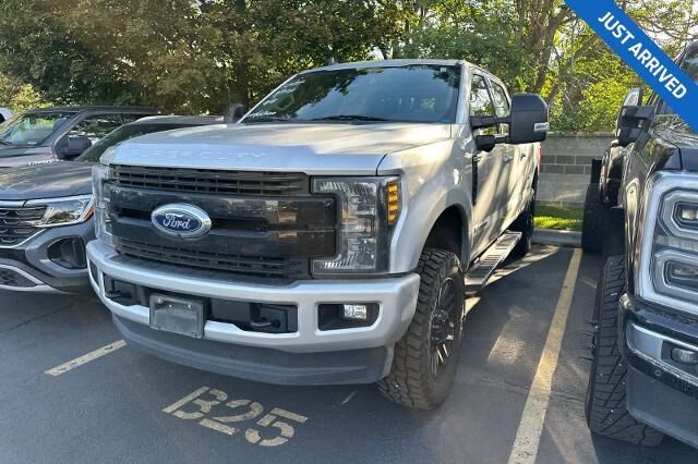 2019 Ford F-350 Super Duty Lariat