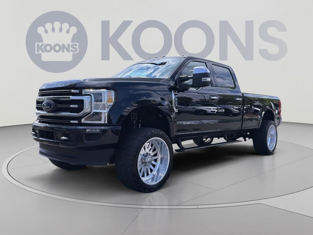 2021 Ford F-350 Super Duty Platinum — photo 1 of 1