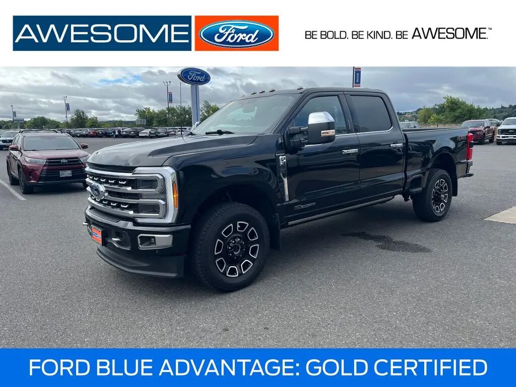 2023 Ford F-350 Super Duty Platinum — photo 1 of 13