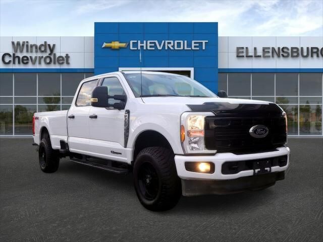 2024 Ford F-350 Super Duty XLT — photo 1 of 13