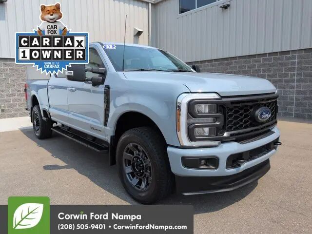 2024 Ford F-350 Super Duty Lariat — photo 1 of 13