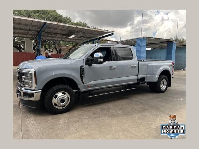 2024 Ford F-350 Super Duty King Ranch — photo 1 of 13