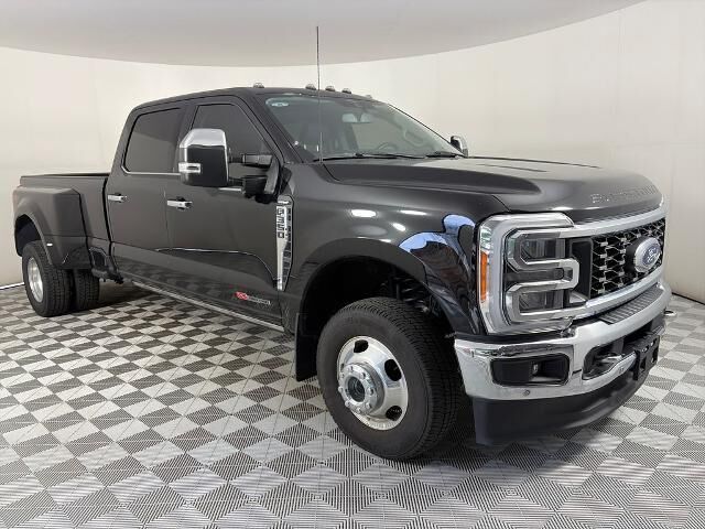 2023 Ford F-350 Super Duty Lariat