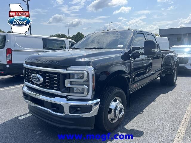 2025 Ford F-350 Super Duty Lariat