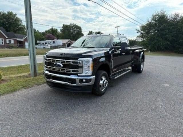 2025 Ford F-350 Super Duty XL