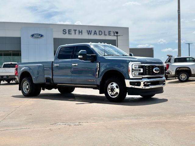 2023 Ford F-350 Super Duty Lariat