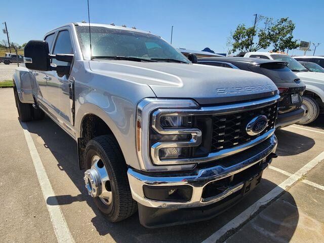 2024 Ford F-350 Super Duty Lariat